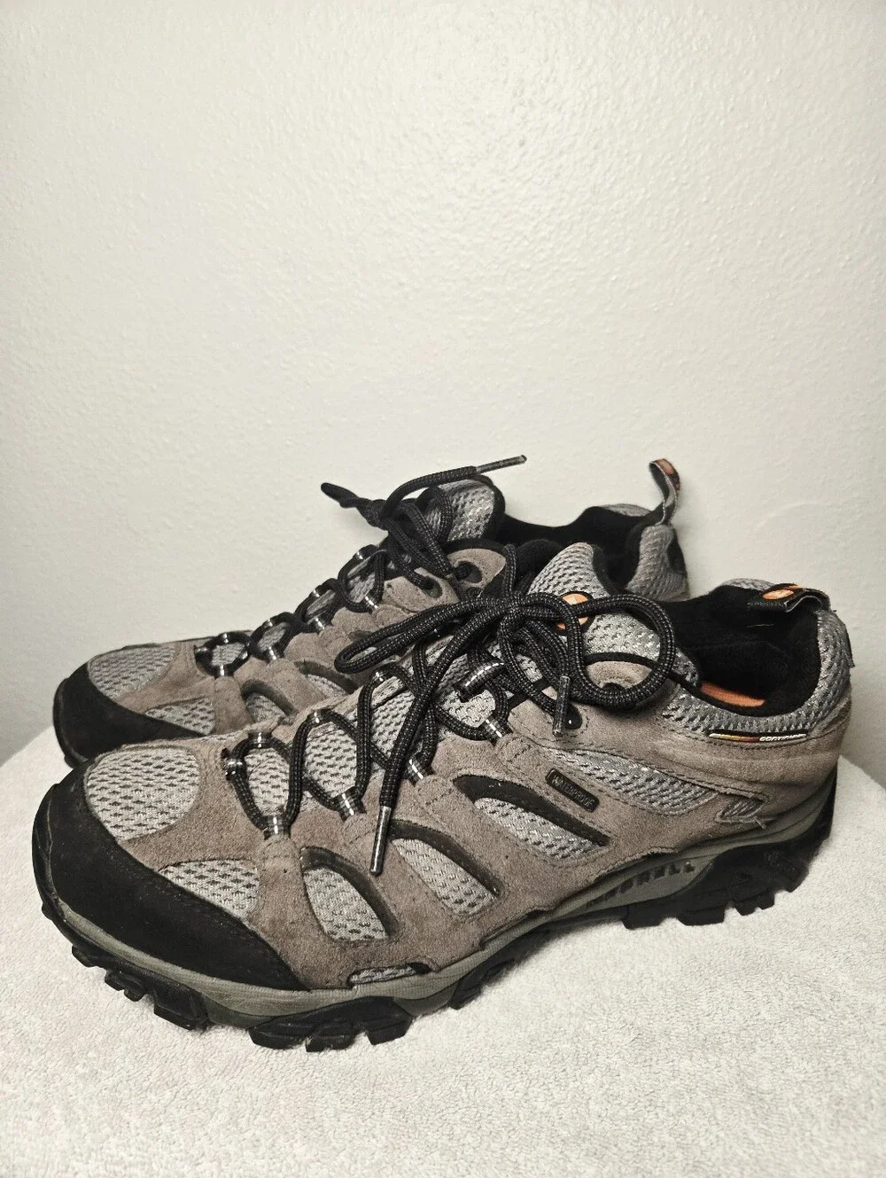 Merrell Moab Waterproof Mens 11 Hiking Trail Shoes Beluga Grey Vibram J88629